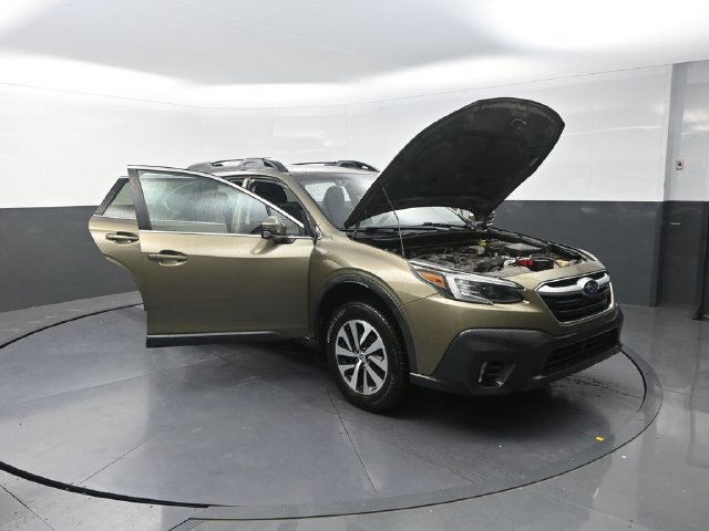 Used 2020 Brown Subaru Premium image 39
