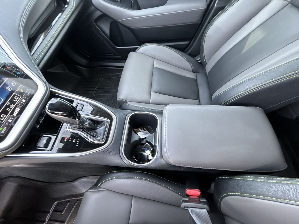 Used 2024 Silver Subaru Onyx Edition XT image 26