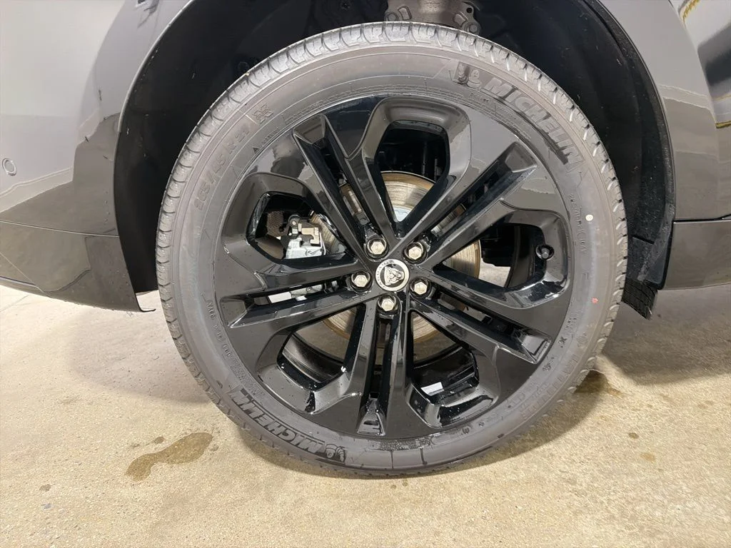 2026 Jaguar F-Pace R-Dynamic S - Photo 29