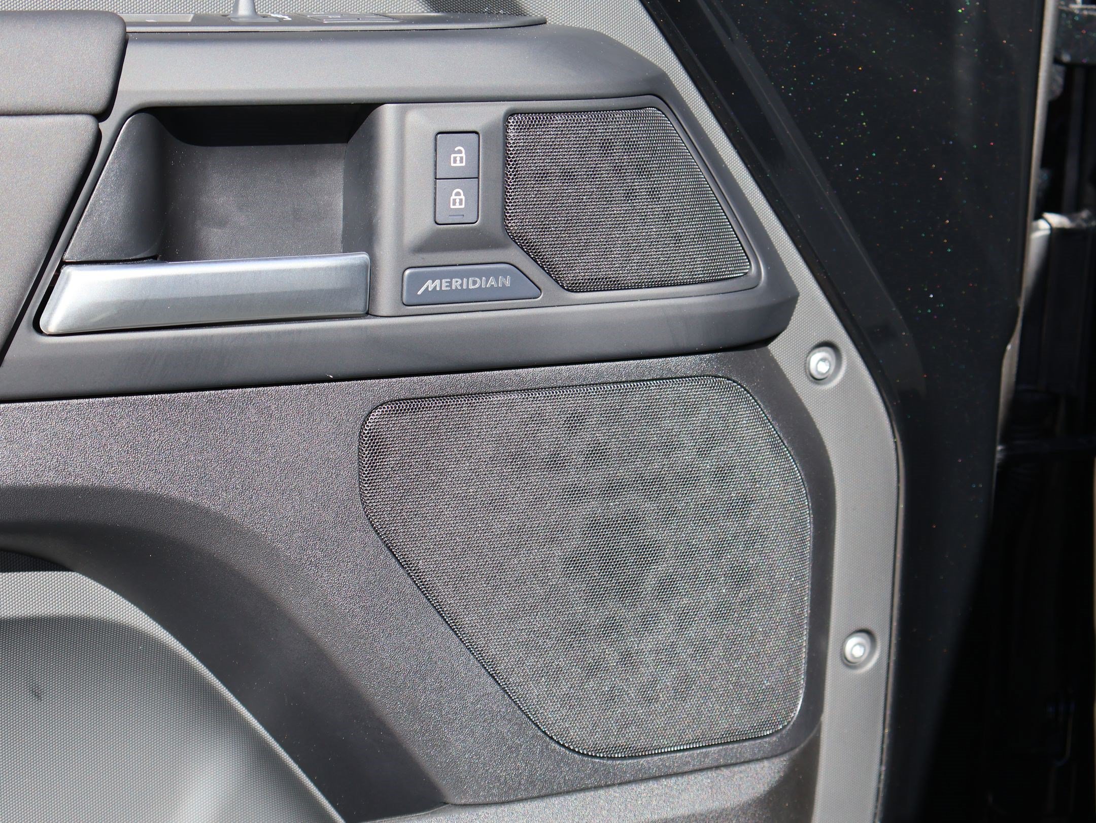 Used 2025 Santorini Black Metallic Land Rover 110 P300 S image 13