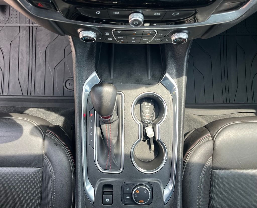 Used 2022 Silver Chevrolet RS image 23