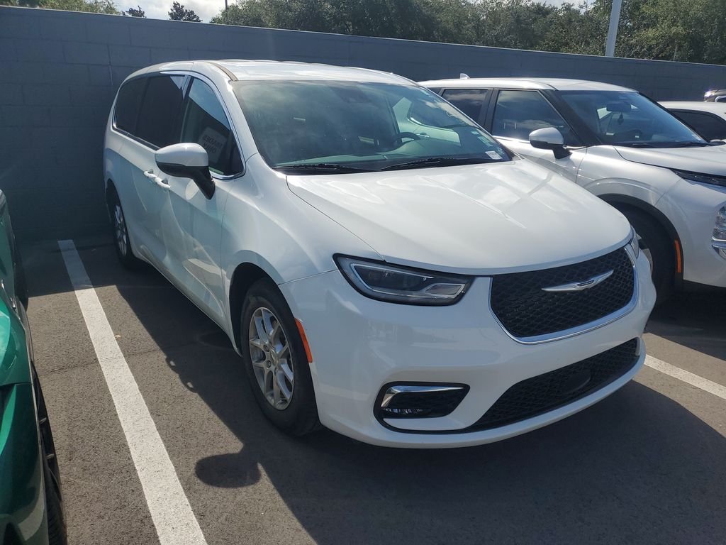 2023 Chrysler Pacifica