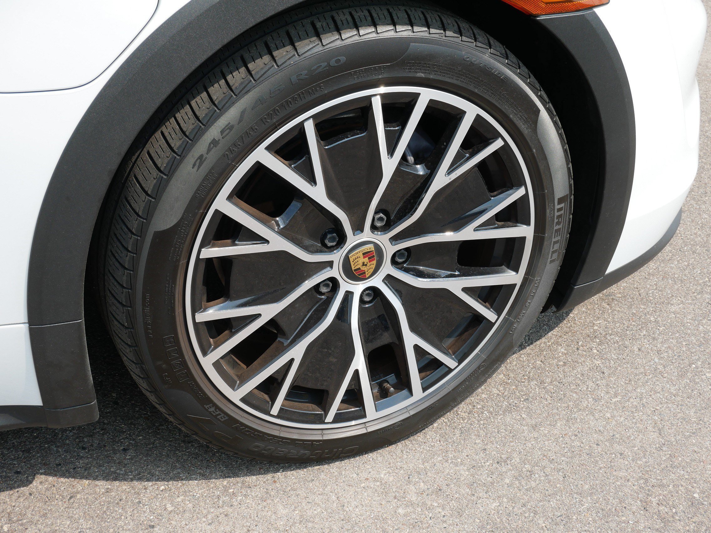 Used 2022 Carrar White Me Porsche 4 image 15