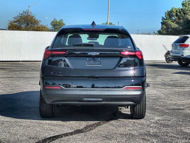 2027 Chevrolet Bolt LT - Photo 7