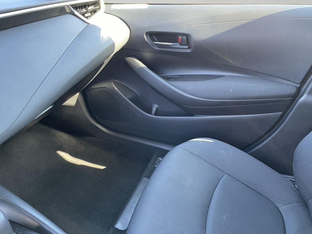 2022 Toyota Corolla LE - Photo 21