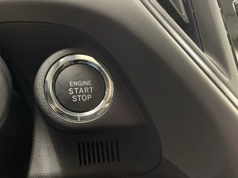 New 2026 CRYSTAL WHITE PEARL Subaru Limited Hybrid image 33