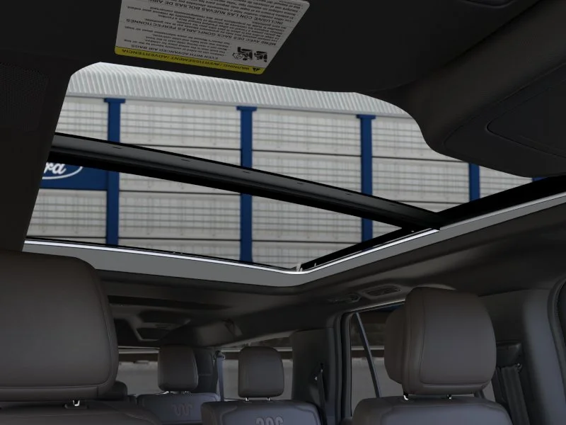 New 2026 Star White Metallic Tri-Coat Ford MAX King Ranch® image 22