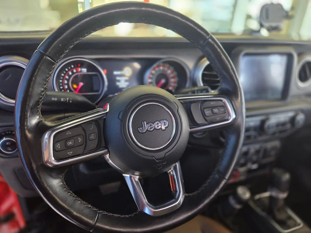 Used 2020 Punkn Metallic Clearcoat Jeep Rubicon image 34