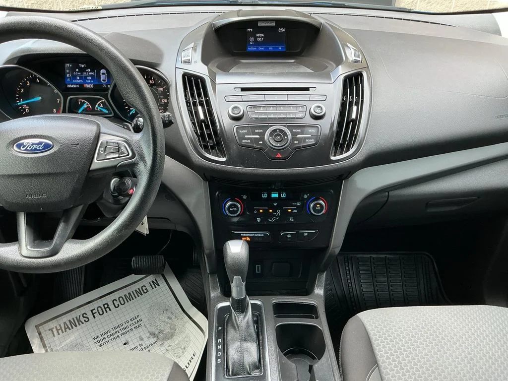 Used 2017 Blue Ford SE image 17