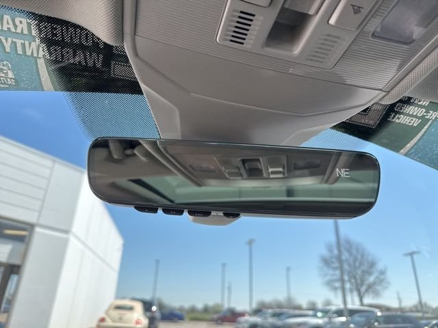New 2026 Platinum Gray Volkswagen 1.5T SE image 17