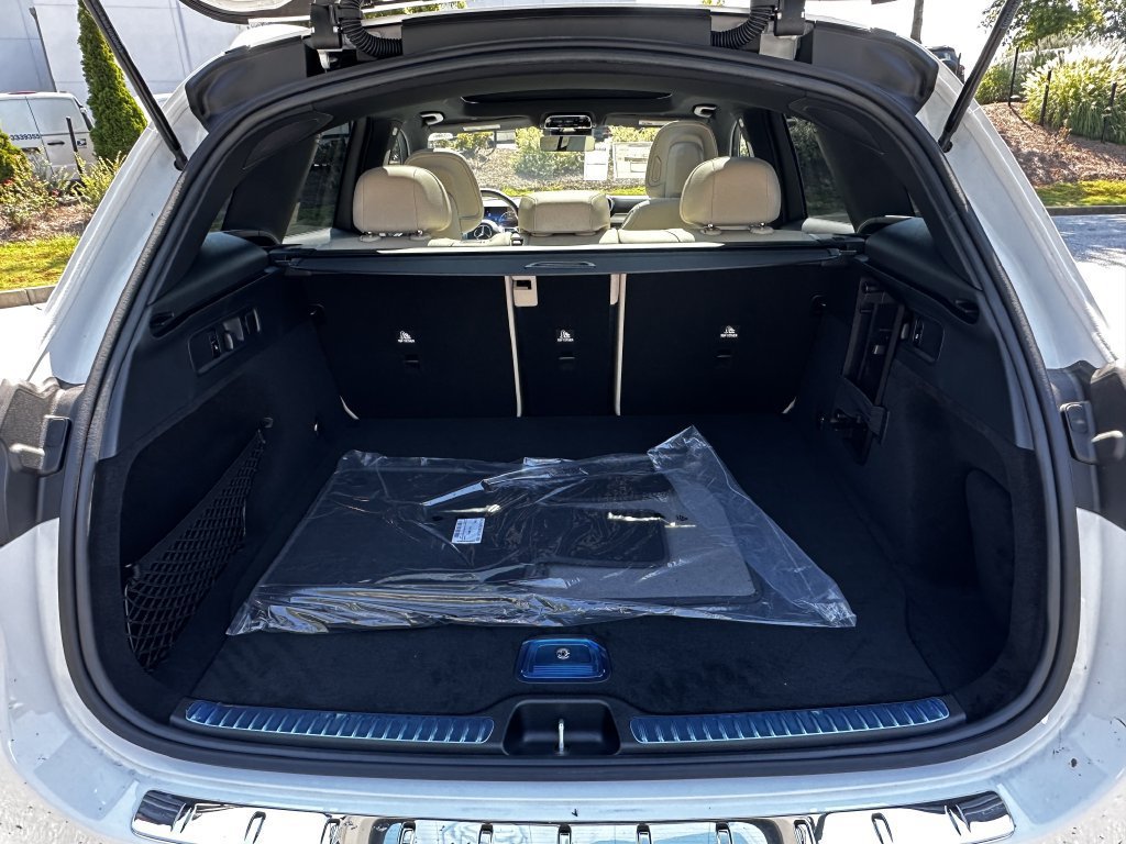 New 2027 Polar White Mercedes-Benz GLC 300 image 58
