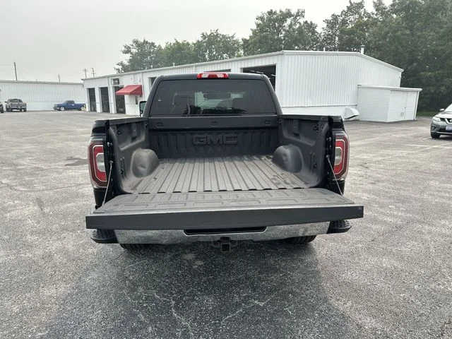 Used 2017 Black GMC SLT image 21
