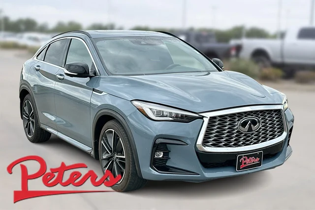 Pre-Owned 2022 INFINITI QX55 ESSENTIAL With AWD
