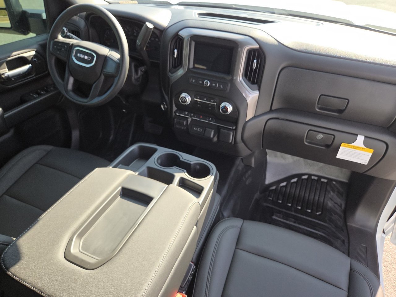 2026 GMC Sierra 3500 Chassis Cab Pro - Photo 28