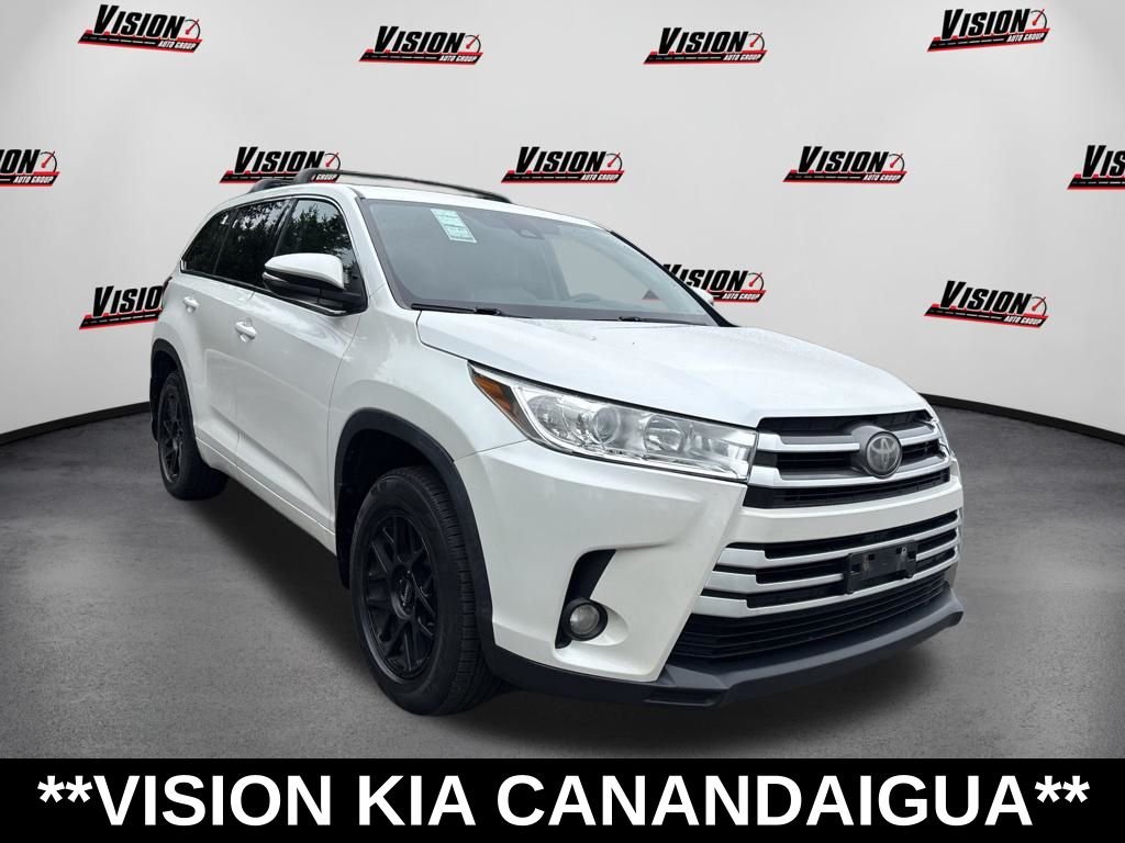 Used 2018 White Toyota LE image 3