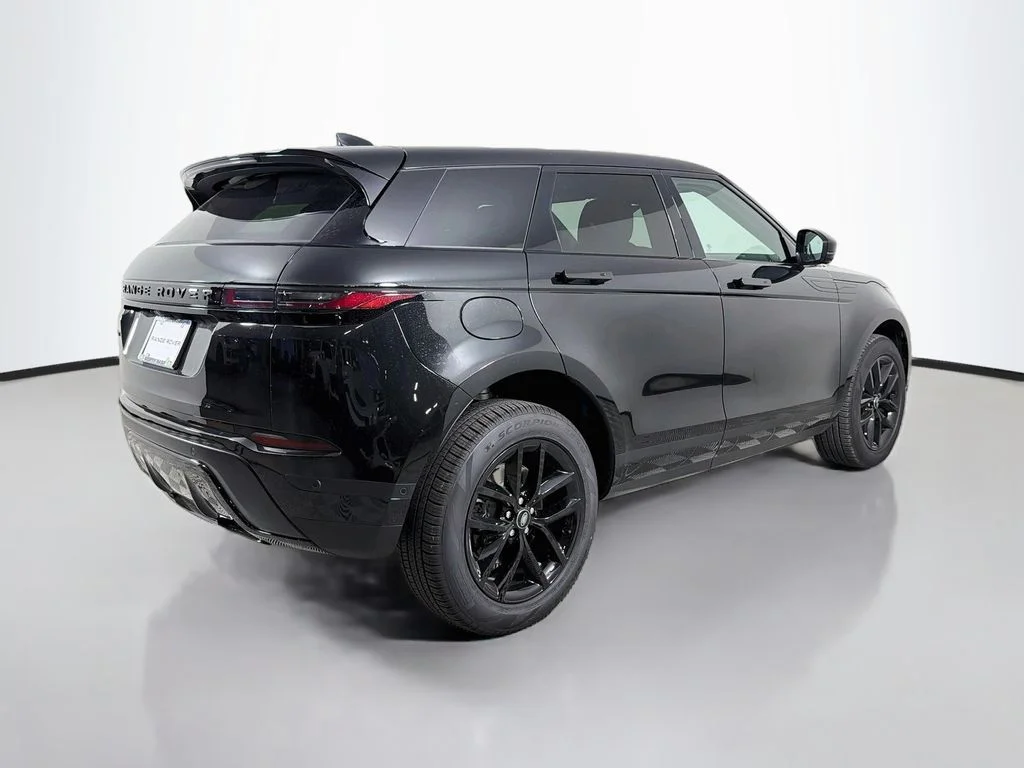 New 2026 Santorini Black Land Rover S image 5