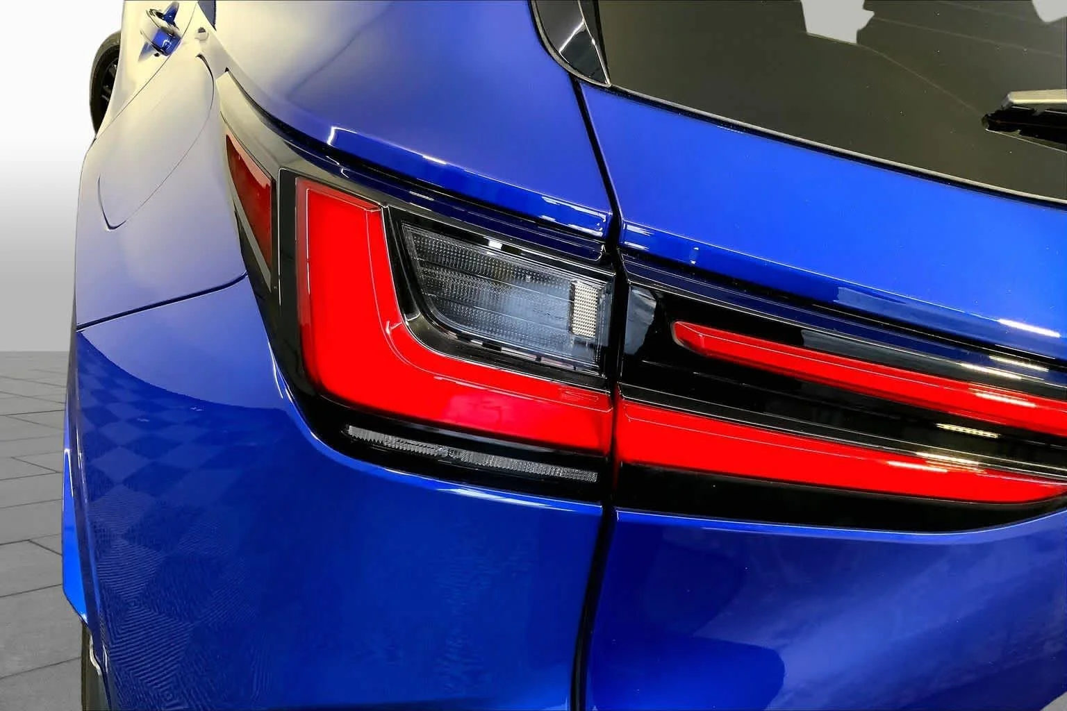 Used 2024 Ultrasonic Blue Mica 2.0 Lexus F SPORT Handling image 28