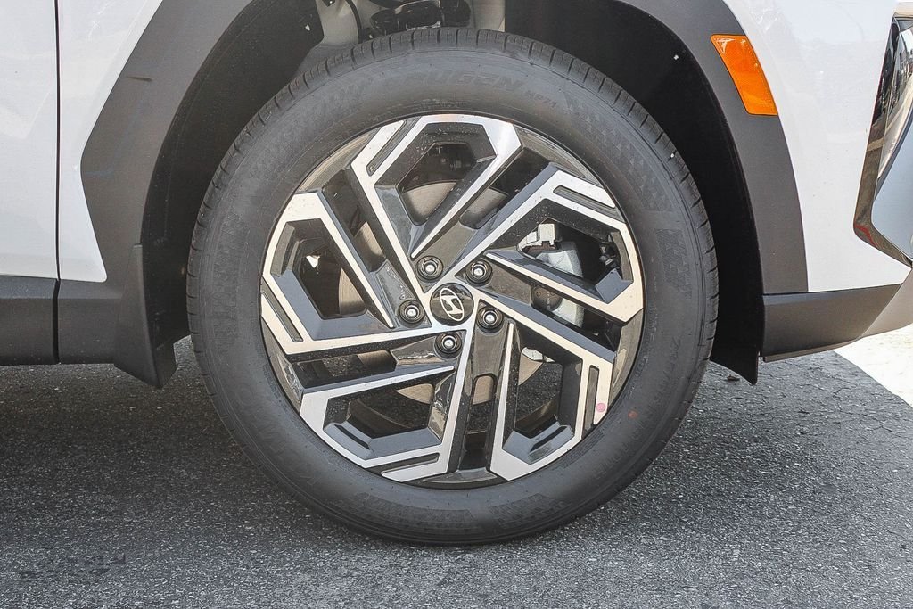 New 2026 White Hyundai SEL Plus image 11