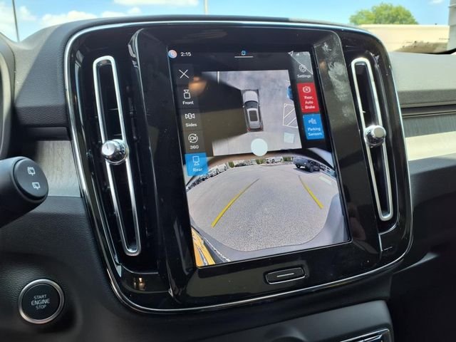 2026 Volvo XC40 Plus - Photo 23