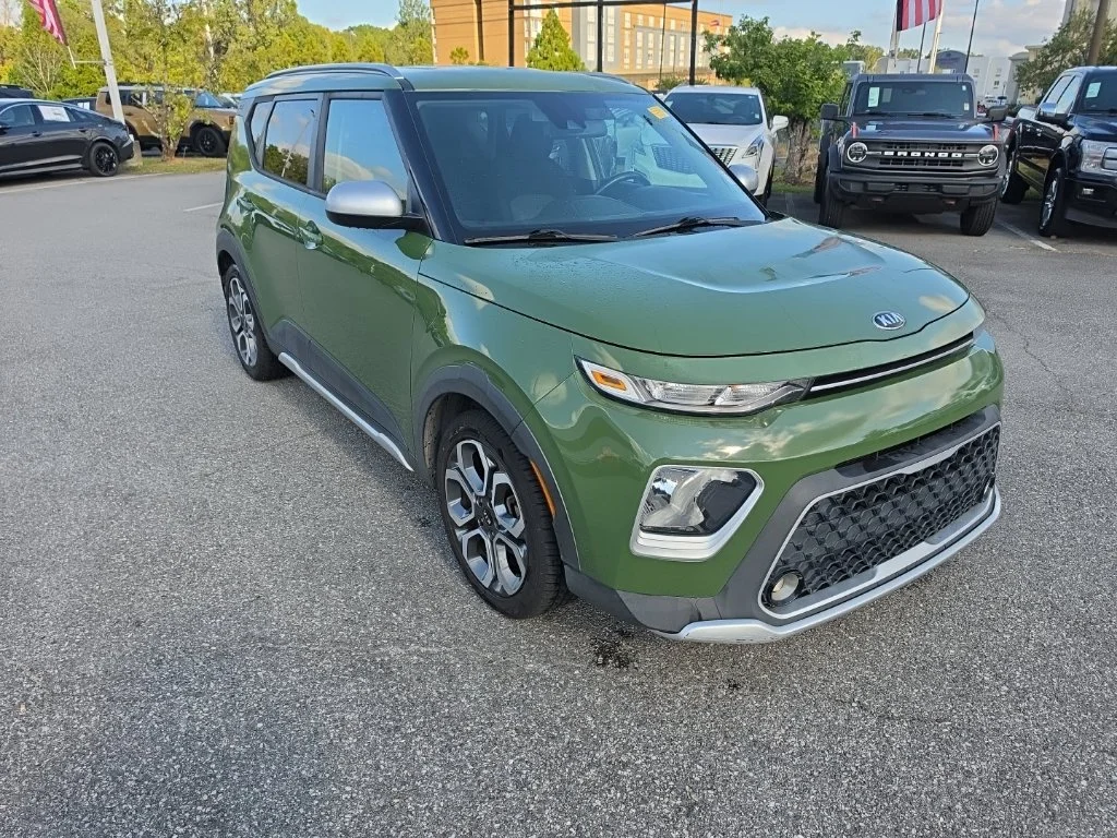 Used 2021 Green Kia X-Line image 1