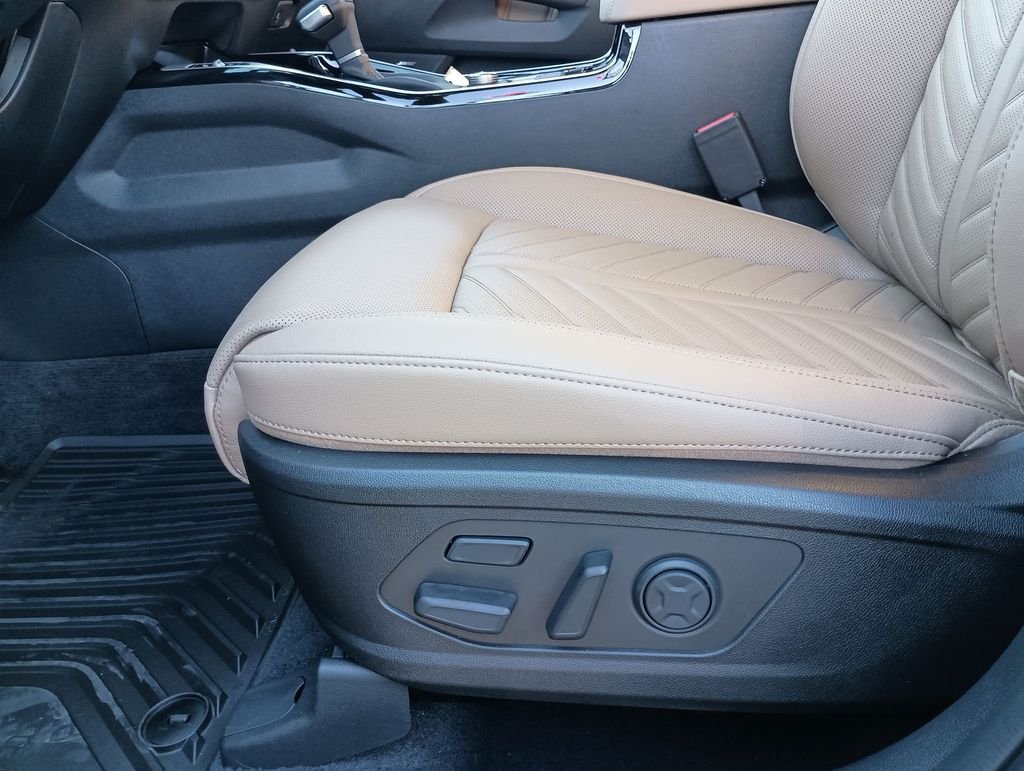New 2026 Wolf Gray Kia X-Line SX Prestige AWD image 18