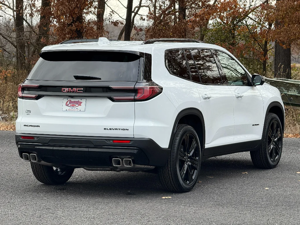 2026 GMC Acadia Elevation - Photo 10