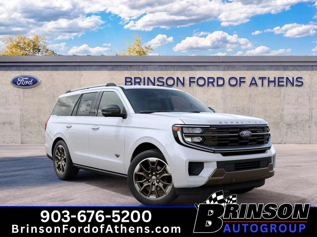 New 2027 Star White Metallic Tri-Coat Ford King Ranch® image 4