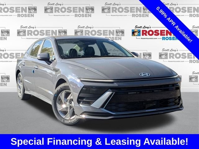 Certified Used 2026 Blue Hyundai SE image 1