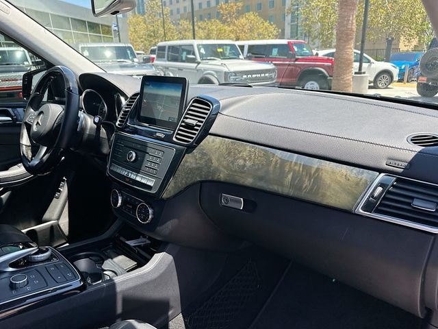 Used 2018  Mercedes-Benz GLS 550 image 33