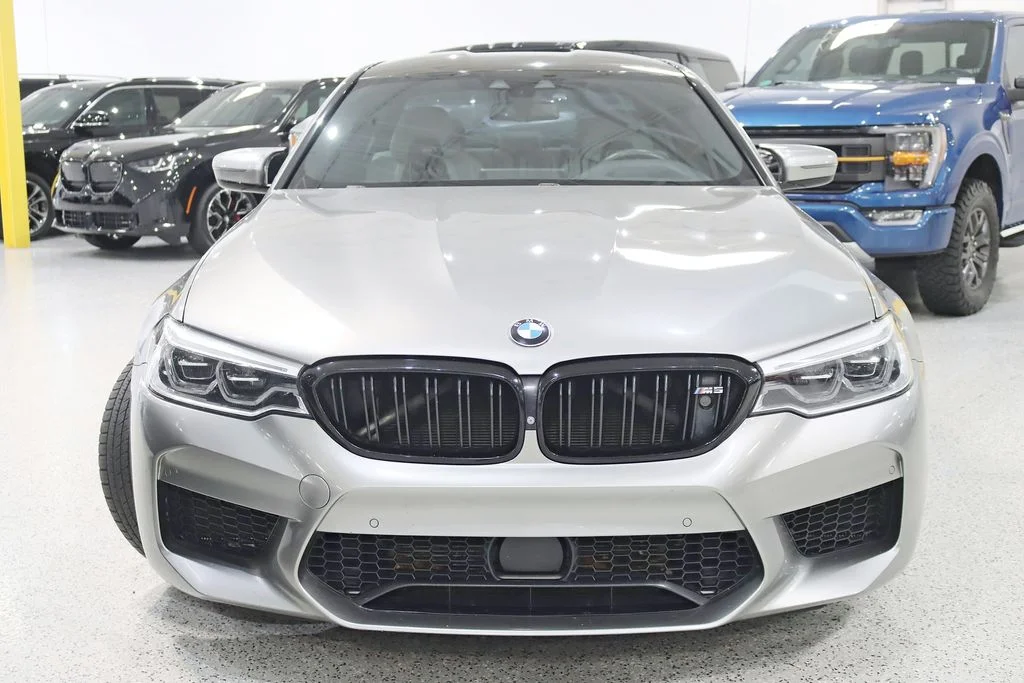 Used 2019 Gray BMW  image 8