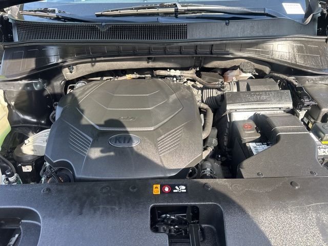 Used 2020 Black Kia LX image 20