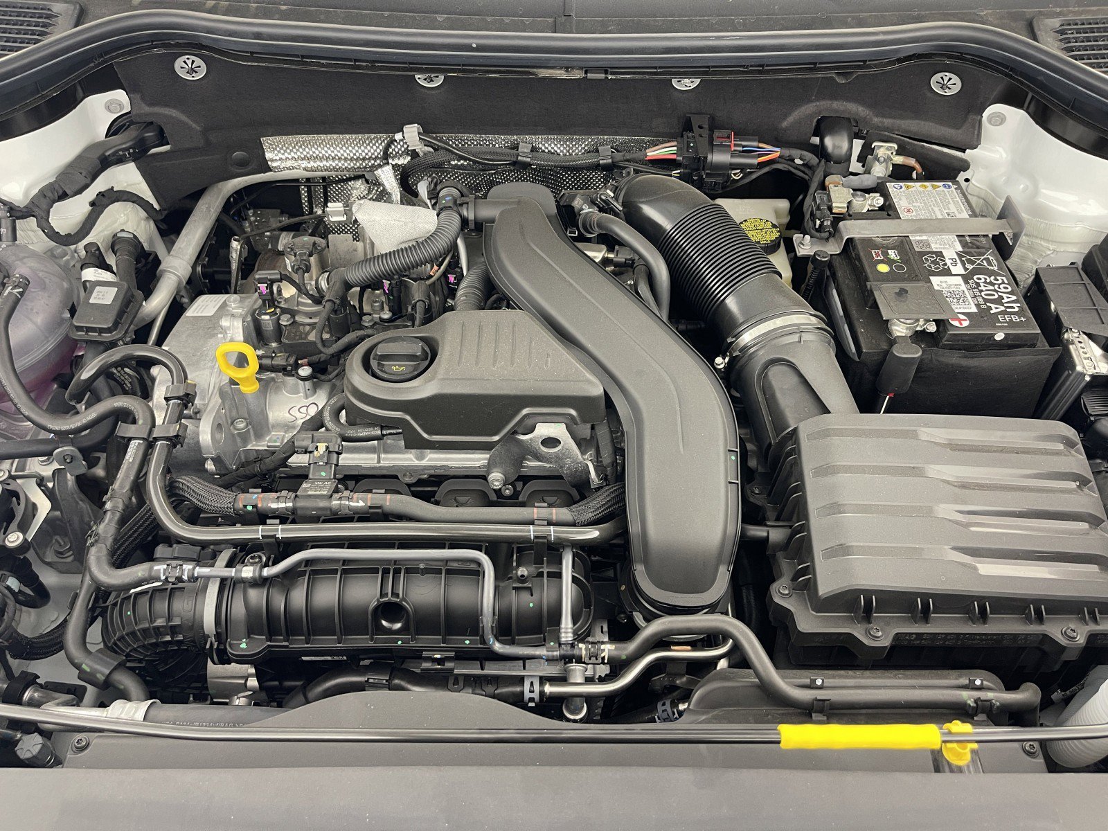 2025 Volkswagen Taos SE Black - Photo 36