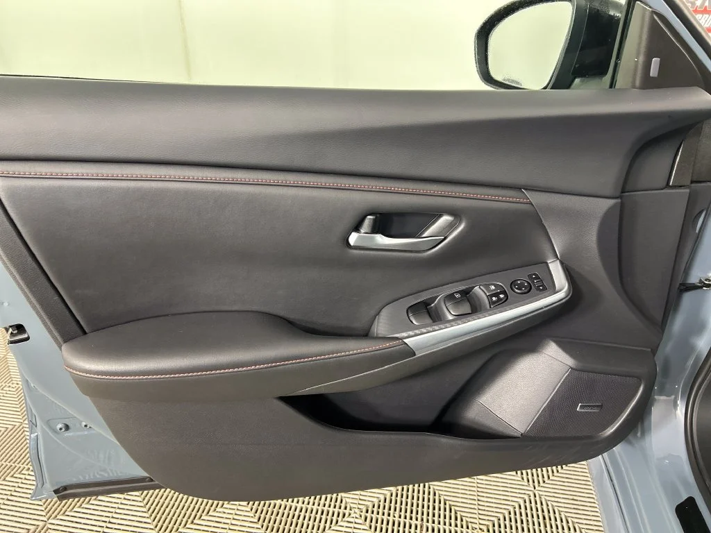 Used 2024 Gray Nissan SR image 11