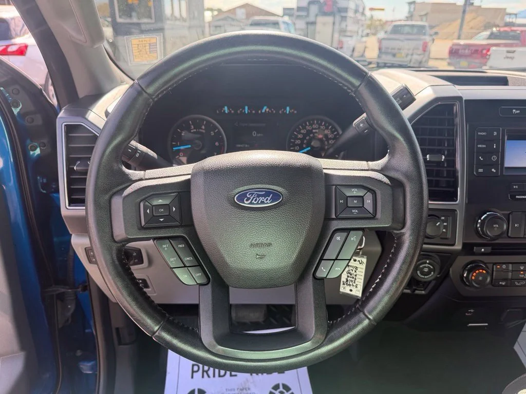 Used 2018 Blue Ford XL image 13