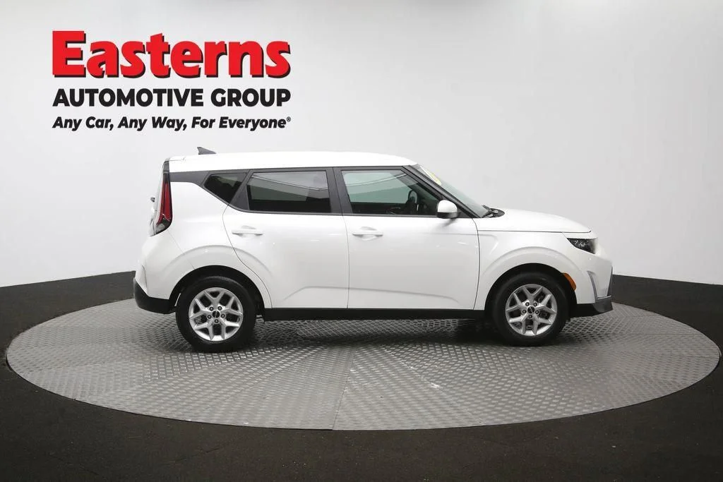 Used 2023 White Kia LX image 47
