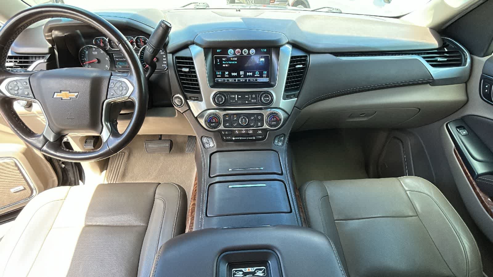 2020 Chevrolet Suburban Premier - Photo 26