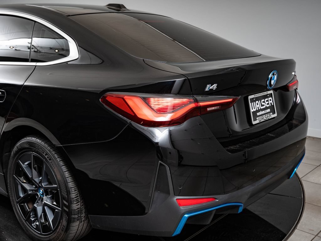 Used 2023 Jet Black BMW eDrive35 image 19