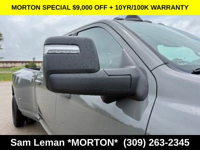 New 2026 Ceramic Gray Clear-Coat Exterior Paint Ram Laramie image 7
