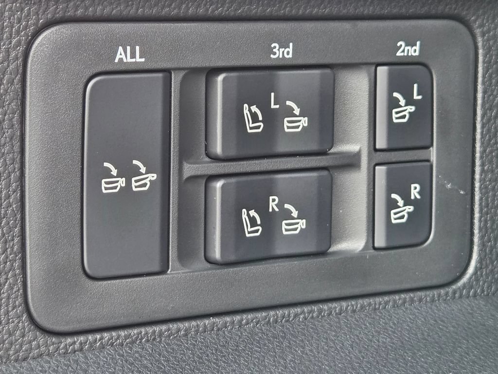 2026 Lexus LX 700h Luxury - Photo 37
