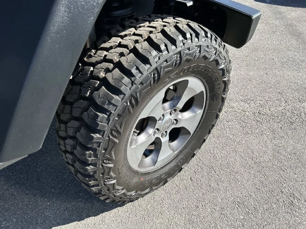 Used 2018 Black Jeep Unlimited Sport image 34