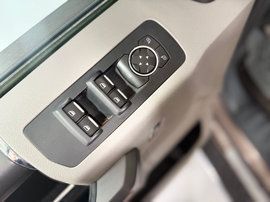 Used 2015  Ford XLT image 13