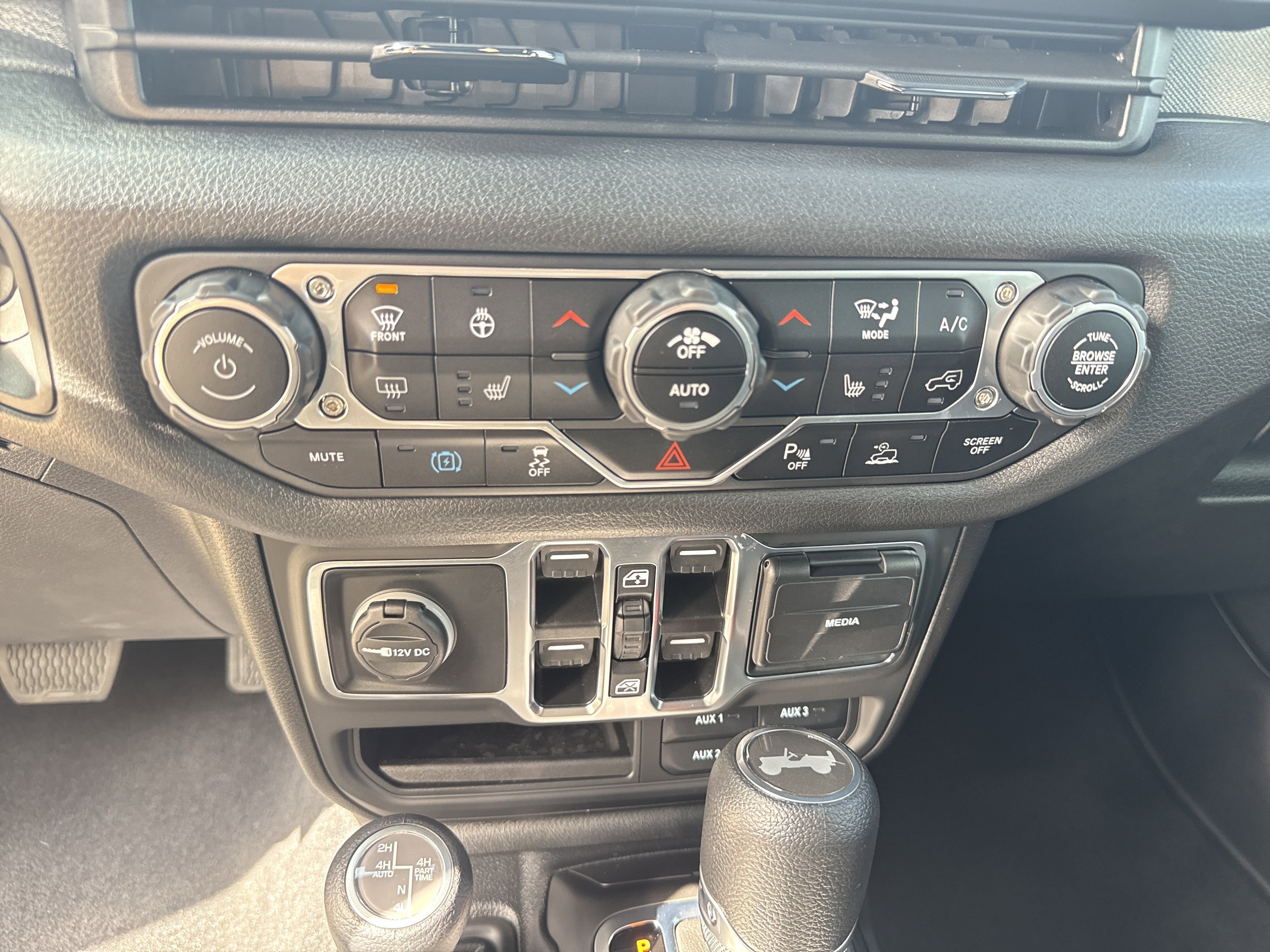 2025 Jeep Wrangler 4xe Sports S 4XE - Photo 31