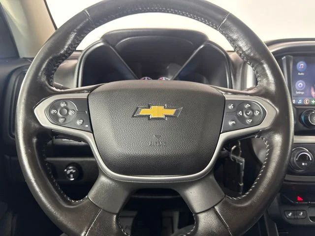 Used 2019 Blue Chevrolet LT image 18