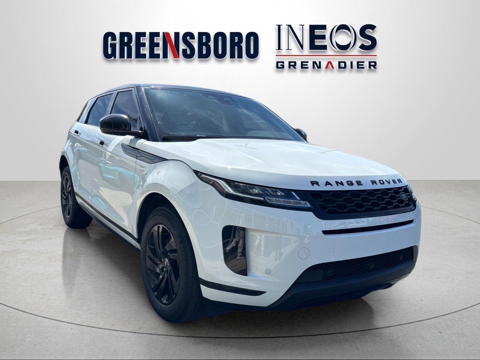 Used 2023 Fuji White Land Rover S image 7