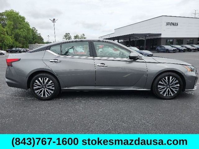Used 2023 Gray Nissan 2.5 SV image 1