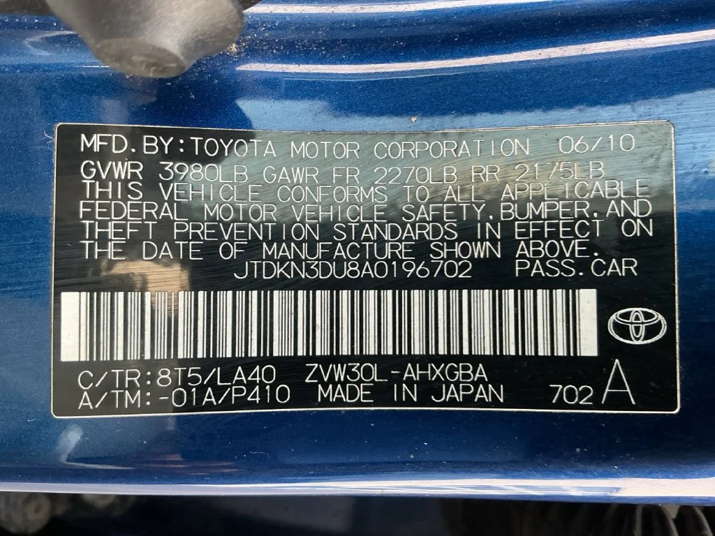 Used 2010 Blue Toyota IV image 31
