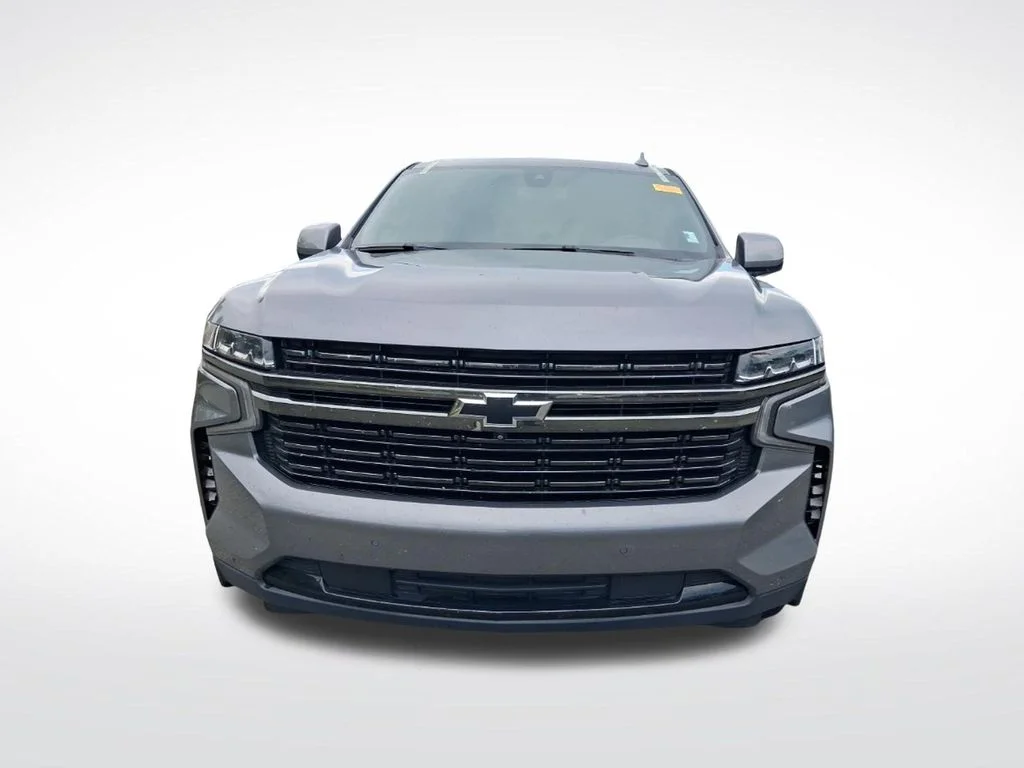 Used 2022 Gray Chevrolet RST image 2