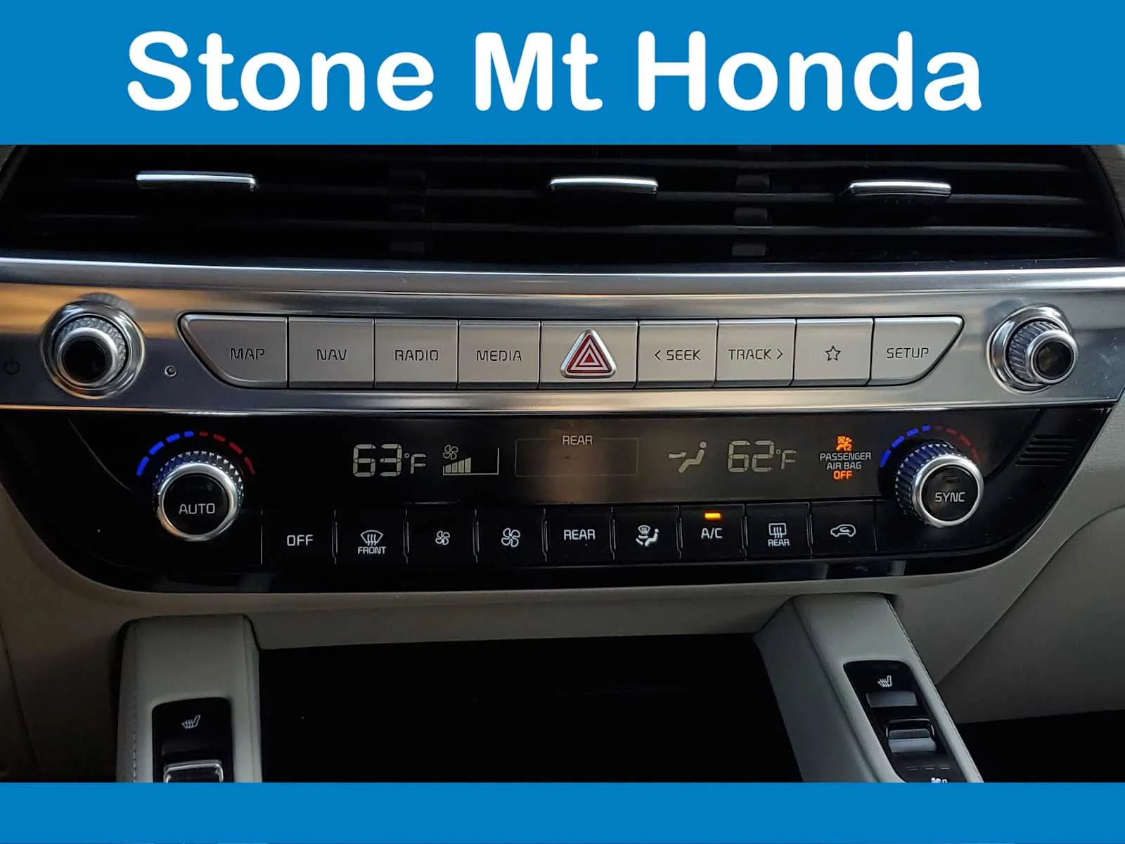 Used 2021 Glacial White Pearl Kia EX image 28