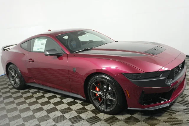 New 2026 Molten Magenta Metallic Tinted Clearcoat Ford Dark Horse® Premium image 1