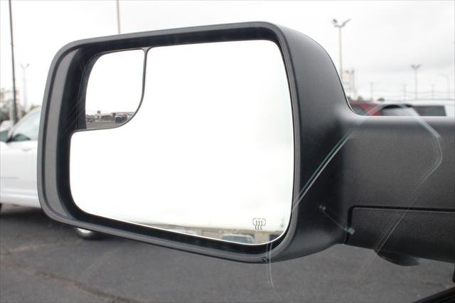 New 2026 Bright White Clear-Coat Exterior Paint RAM LARAMIE image 9